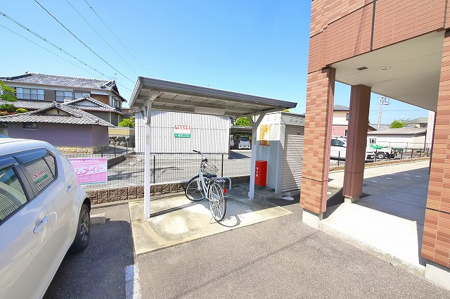 サニーパレスのその他共用部分|駐輪場です