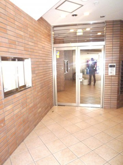 【エントランス】