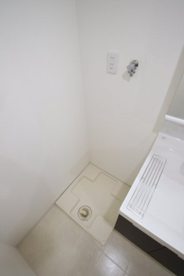 【設備】 | レジデンスサカタ | 室内洗濯機置場