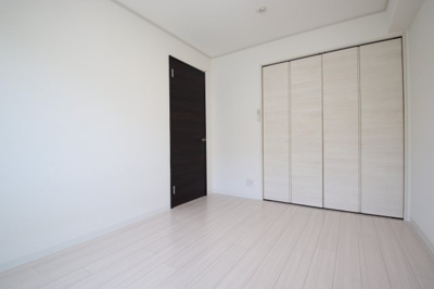 【洋室】 | レジデンスサカタ