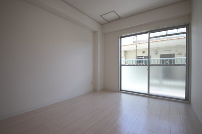 【寝室】 | レジデンスサカタ