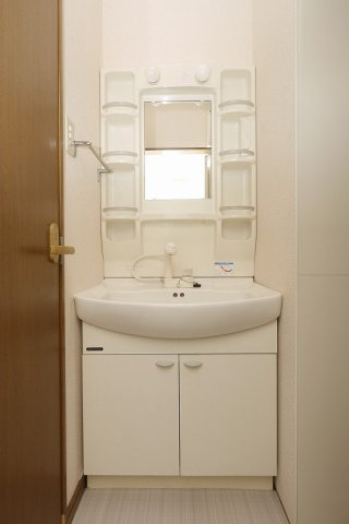 秋桜ハイツの洗面所|秋桜ハイツ　201号室