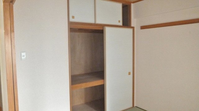 サニークレスト西船橋のその他|天袋つき和室収納