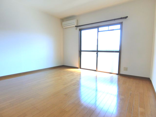 コーポ池之内の居間・リビング