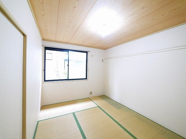 アルファ生駒の和室|きれいな和室です