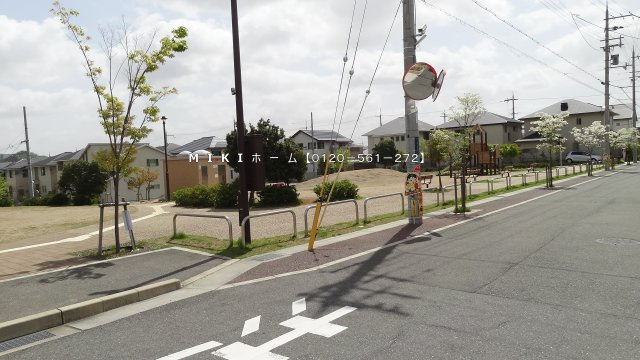 箕面市彩都粟生南５丁目　土地の周辺