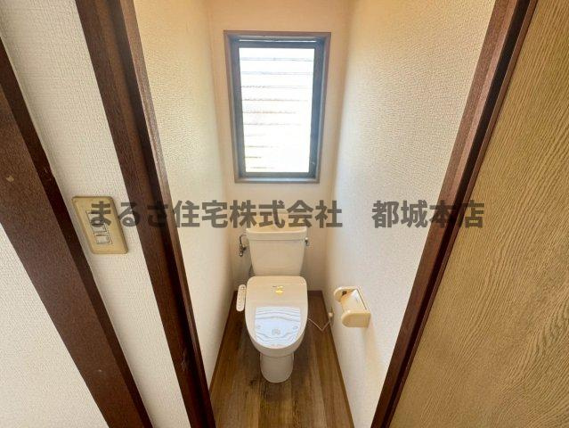 ラケットクラブのトイレ