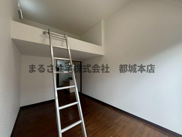 ラケットクラブの内装