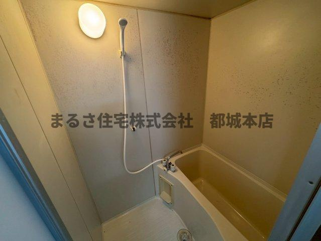 ラケットクラブの浴室