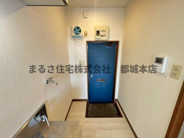 ラケットクラブの玄関