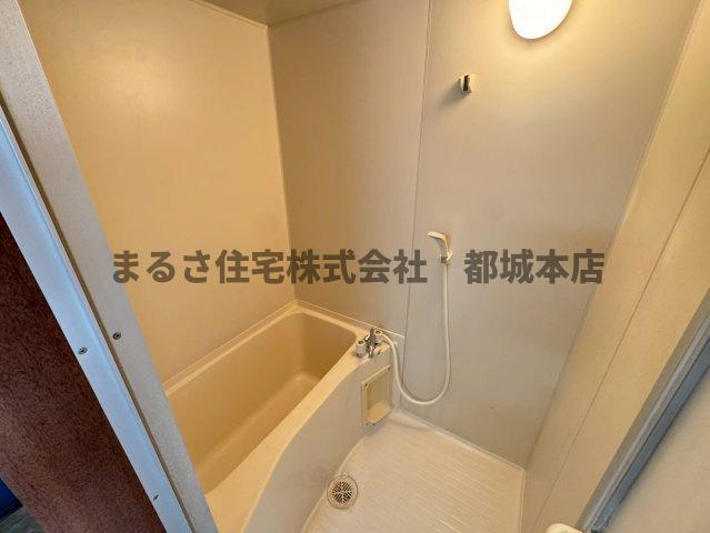 ラケットクラブの浴室