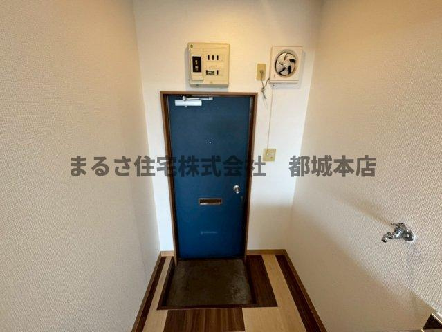 ラケットクラブの内装