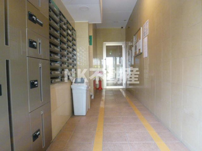 【ロビー】 | インパレス小阪（河内小阪賃貸） | 建物の内部です