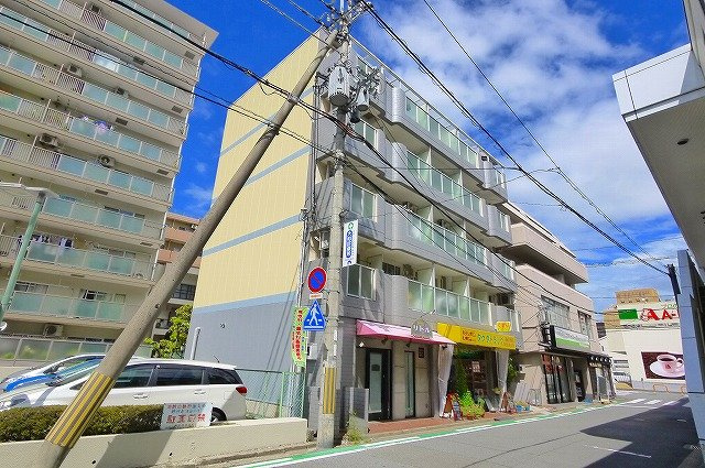 コーポ平和の外観