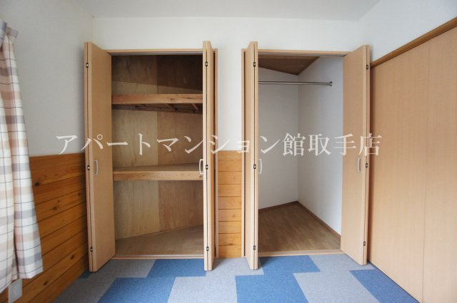 岩見貸家の収納