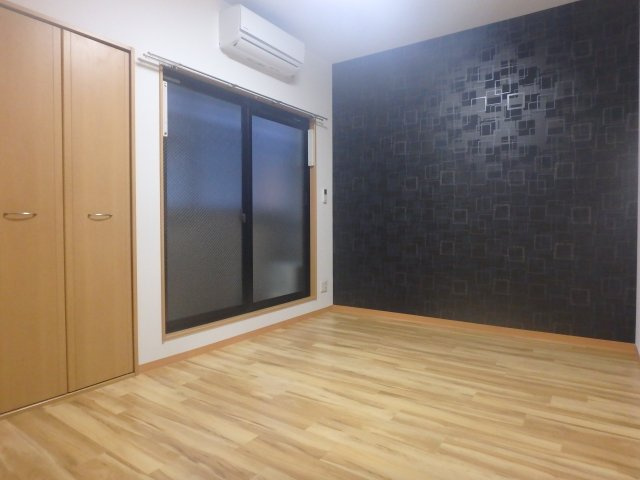 シャルマンペイサージュの洋室