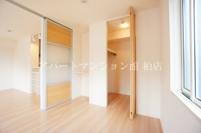 アピチェの洋室