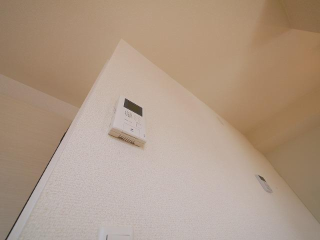ラフィーネB（俵口町）のセキュリティ|モニター付きインターホンです