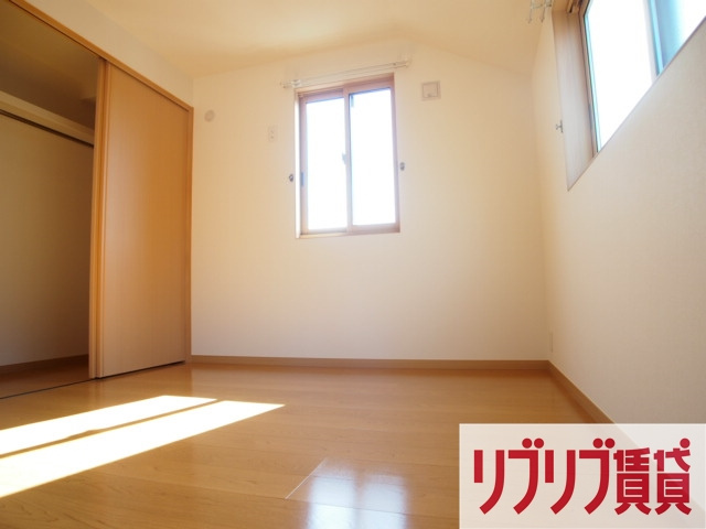 ビレッジ都町Ｃ棟の洋室
