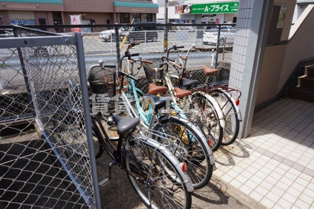 【その他共用部分】 | シャンテ八尋 | シャンテ八尋の駐輪場