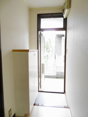 【エントランス】 | メモリアルハイツ３