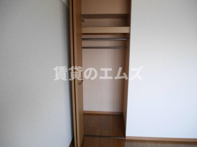 【収納】 | ピオーネテラス空港南 | ピオーネテラス空港南のクローゼット