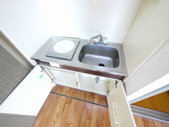 西本ビル（川原城町）のキッチン