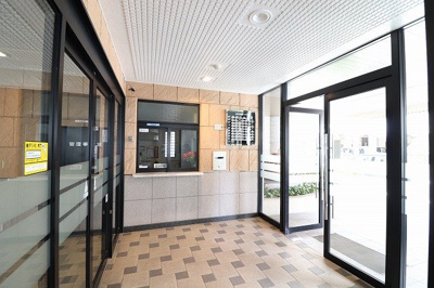 【エントランス】 | ライオンズプラザ壺川