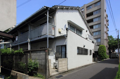 【外観】 | メゾンフラワー | 便利な立地で日当りも良好です。