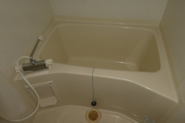 メゾン・ド・セジュールＢの浴室