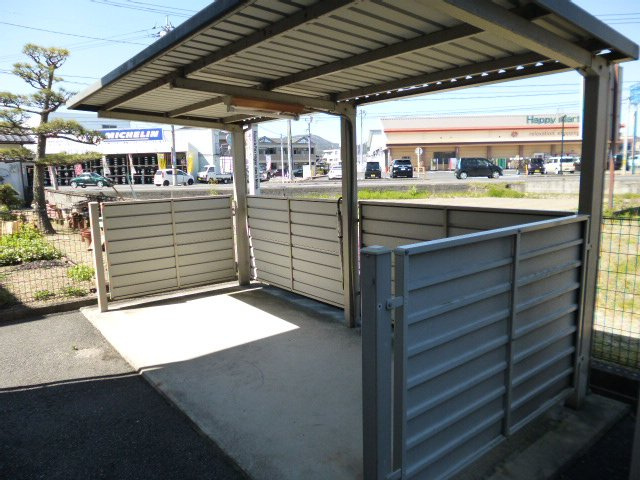 メゾン・ド・セジュールＢのその他共用部分|駐輪場