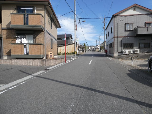 ファミールみなとの周辺|接面道路