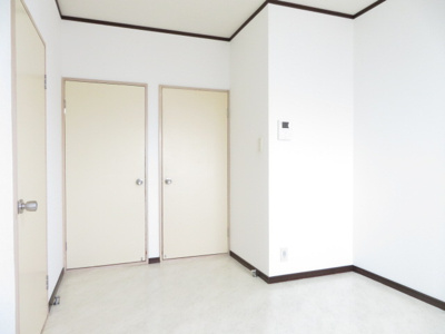 【居間・リビング】 | アップルガーデンＡ | DK