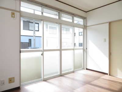 【洋室】 | アップルガーデンＡ | 南東洋室