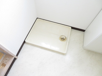 【設備】 | アップルガーデンＡ | 洗濯機置き場