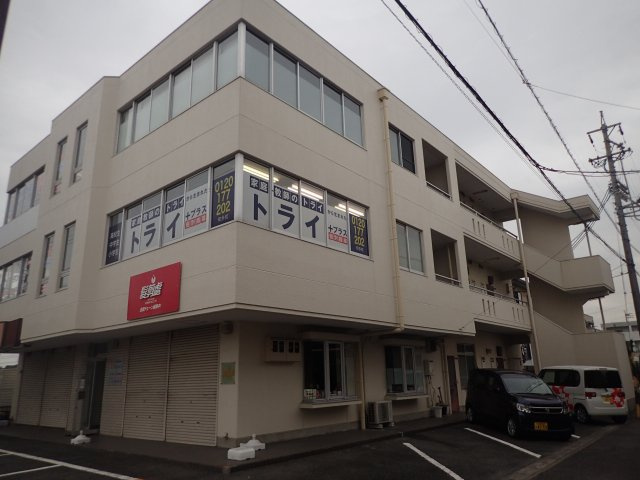 竹富士ビルの外観