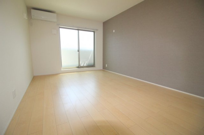 【居間・リビング】 | フジパレス服部本町Ⅰ番館 | 別室の写真使用