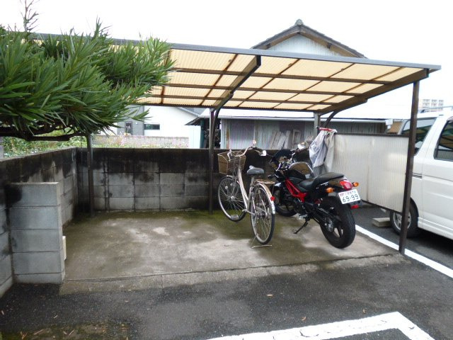 倉敷市茶屋町のアパートのその他共用部分|駐輪場