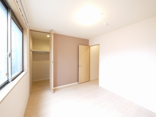 シャーメゾン二階堂の収納|たっぷりとした収納スペースです