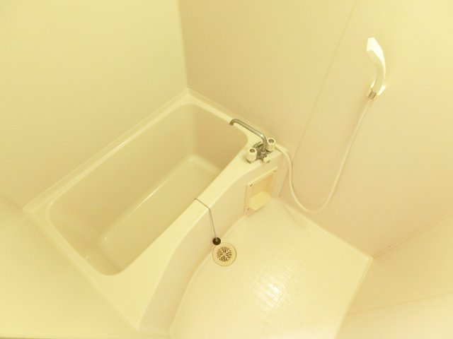 レジデンス遊園前の浴室