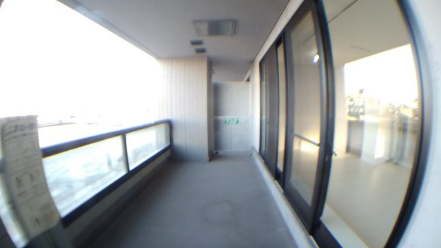 中央区日本橋箱崎町の賃貸マンションのバルコニー