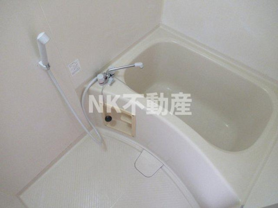 【浴室】 | サンライフ若江東（若江岩田賃貸） | きれいなお風呂です