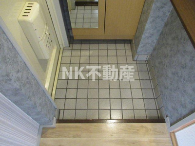 【玄関】 | サンライフ若江東（若江岩田賃貸） | 玄関です