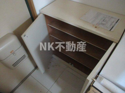 【玄関】 | 大宝グランシャリオ（河内小阪賃貸） | シューズボックスです