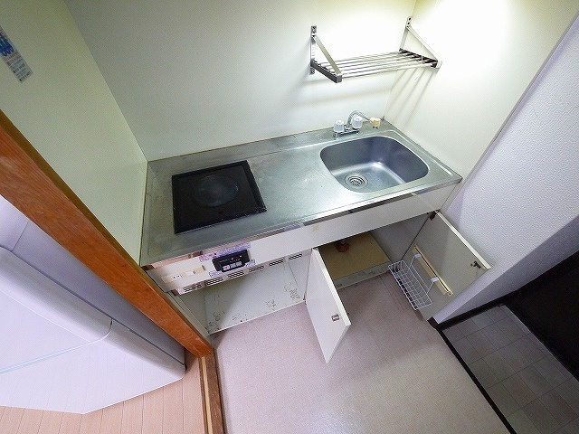 雅叙園ハイツのキッチン|使いやすいキッチンです