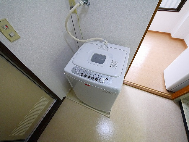 雅叙園ハイツの設備|嬉しい室内洗濯機置き場