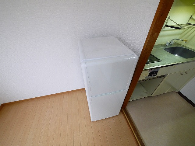 雅叙園ハイツの設備|冷蔵庫