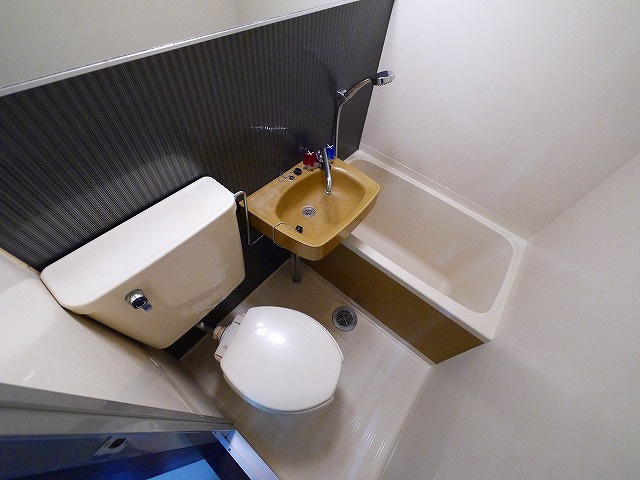 雅叙園ハイツの浴室|落ち着いた空間のお風呂です