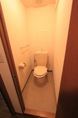 【トイレ】 | サンモール２１ | 落ち着いた色調のトイレです
