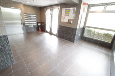 【ロビー】 | サンモール２１ | 建物の内部です